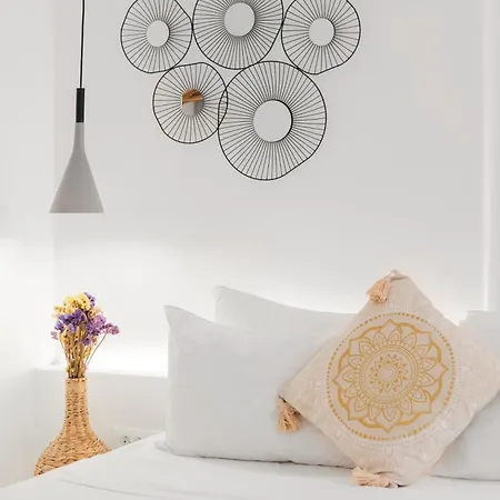 August Mykonos * Mykonos Town