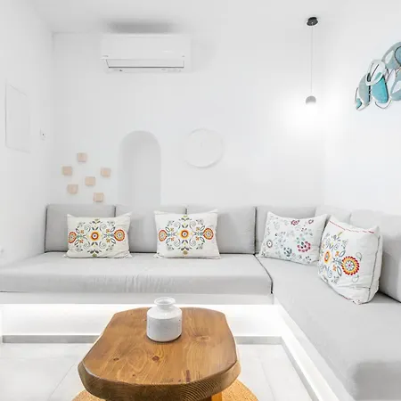 August Mykonos