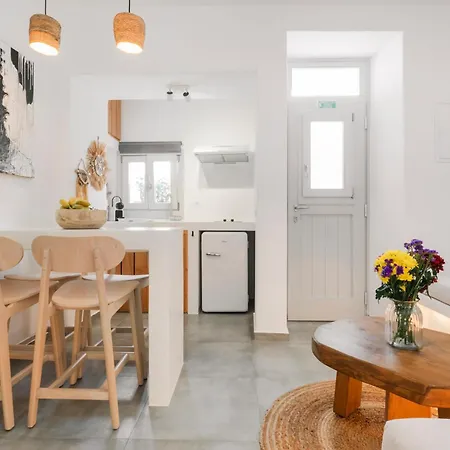 August Mykonos * Mykonos Town