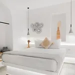 August Mykonos Apartment